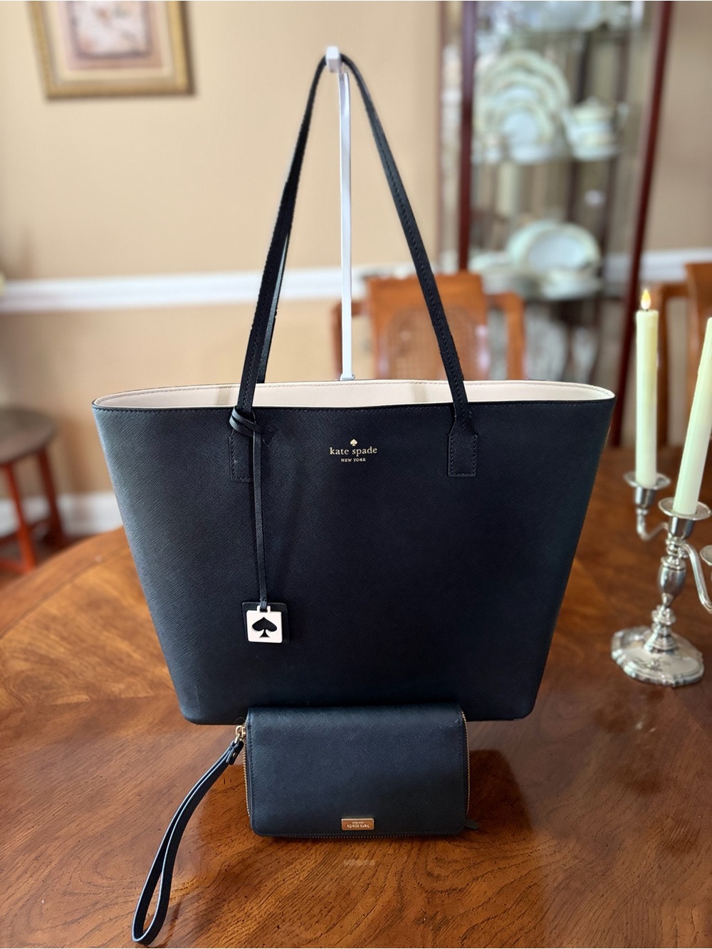 Classic Kate Spade Black Tote Bag and Wallet/Wristlet in Saffiano Leather